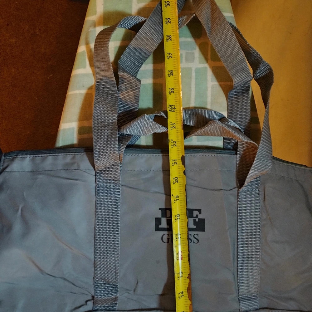 Duffle bag - Picture 3 of 6